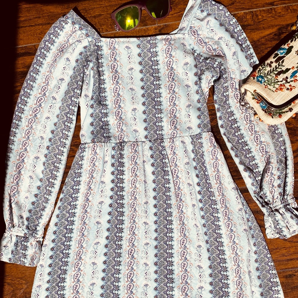 Womens Blue Paisley Style Dress